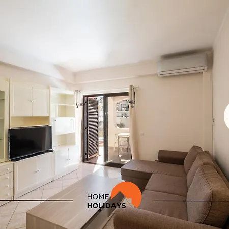 #043 Hassan Flat By Holidays Apartment