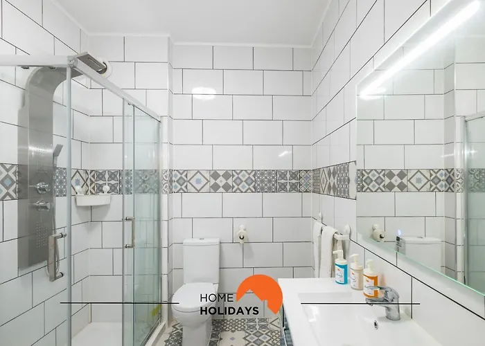 דירה #043 Hassan Flat By Holidays אלבופיירה