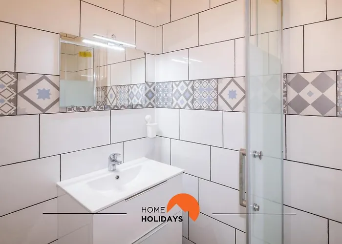 דירה #043 Hassan Flat By Holidays אלבופיירה