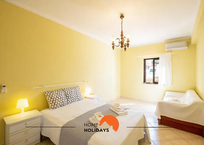 #043 Hassan Flat By Holidays דירה