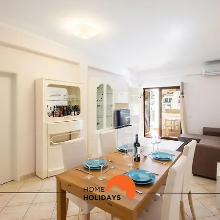 #043 Hassan Flat By Holidays Apartment