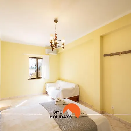 #043 Hassan Flat By Holidays Albufeira